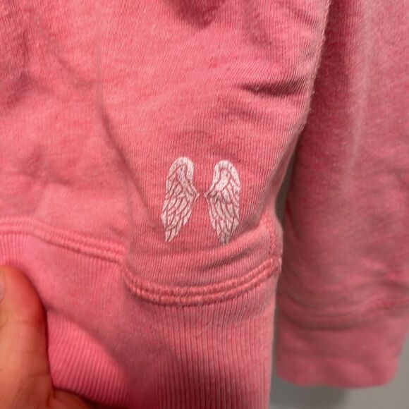 Victoria Secrets woman’s pink sweatshirt that says VS with snowflakes - Picture 9 of 11